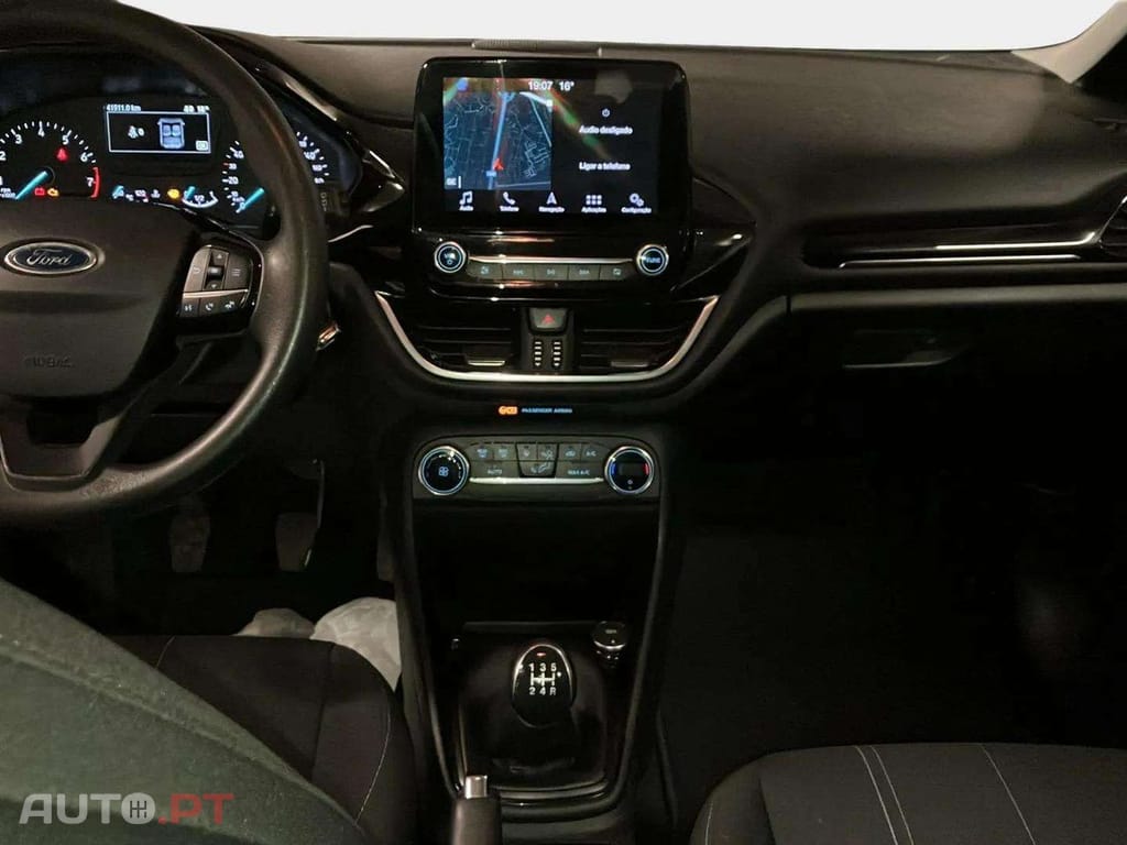 Ford Fiesta 1.1 Ti-VCT Business