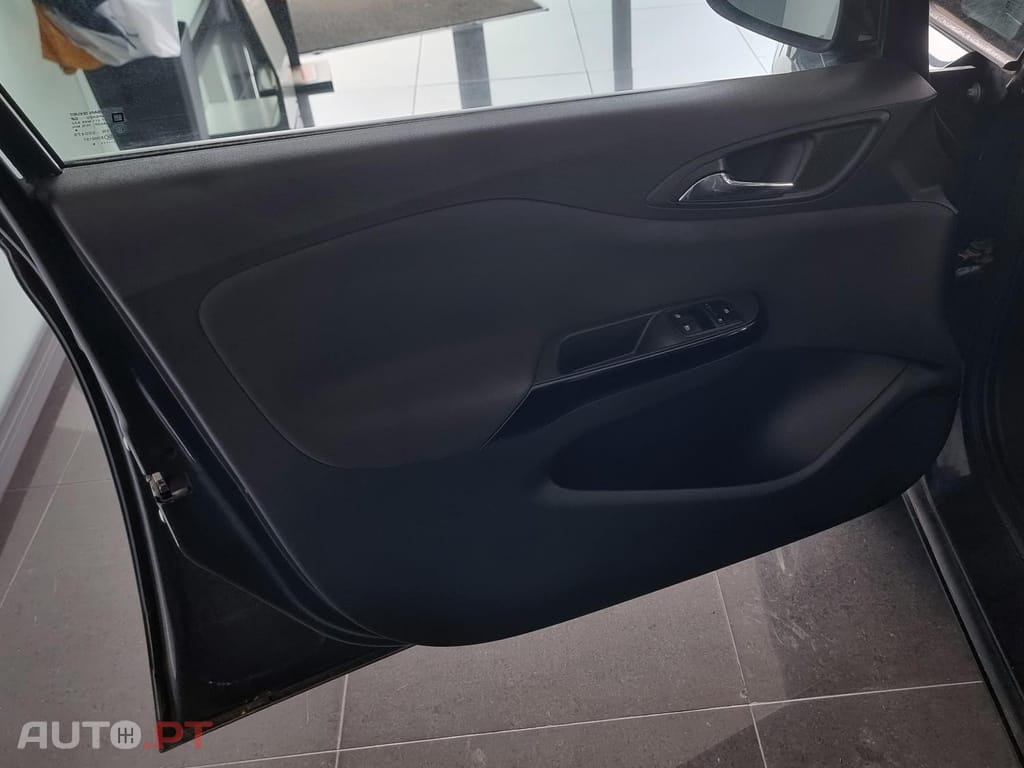 Opel Corsa 1.0 T Innovation