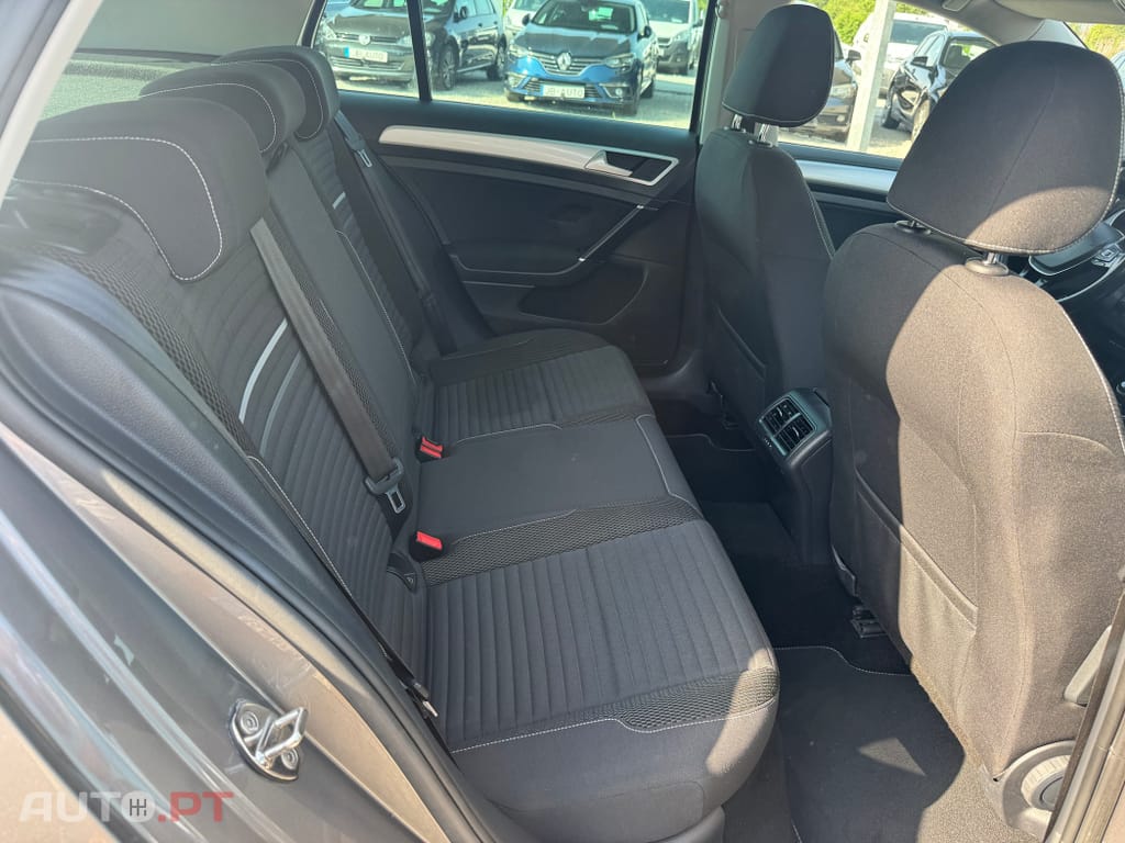 Volkswagen Golf 1.6 TDI BlueMotion Cup