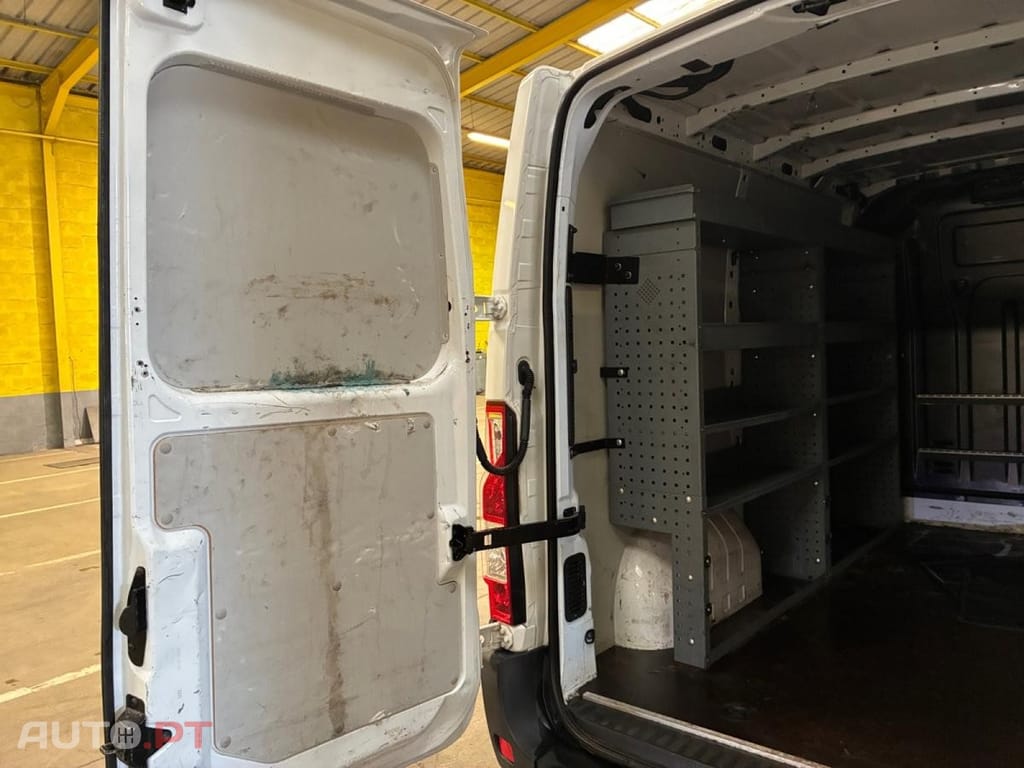 Renault Master 2.3 dCi L1H1 3.5T