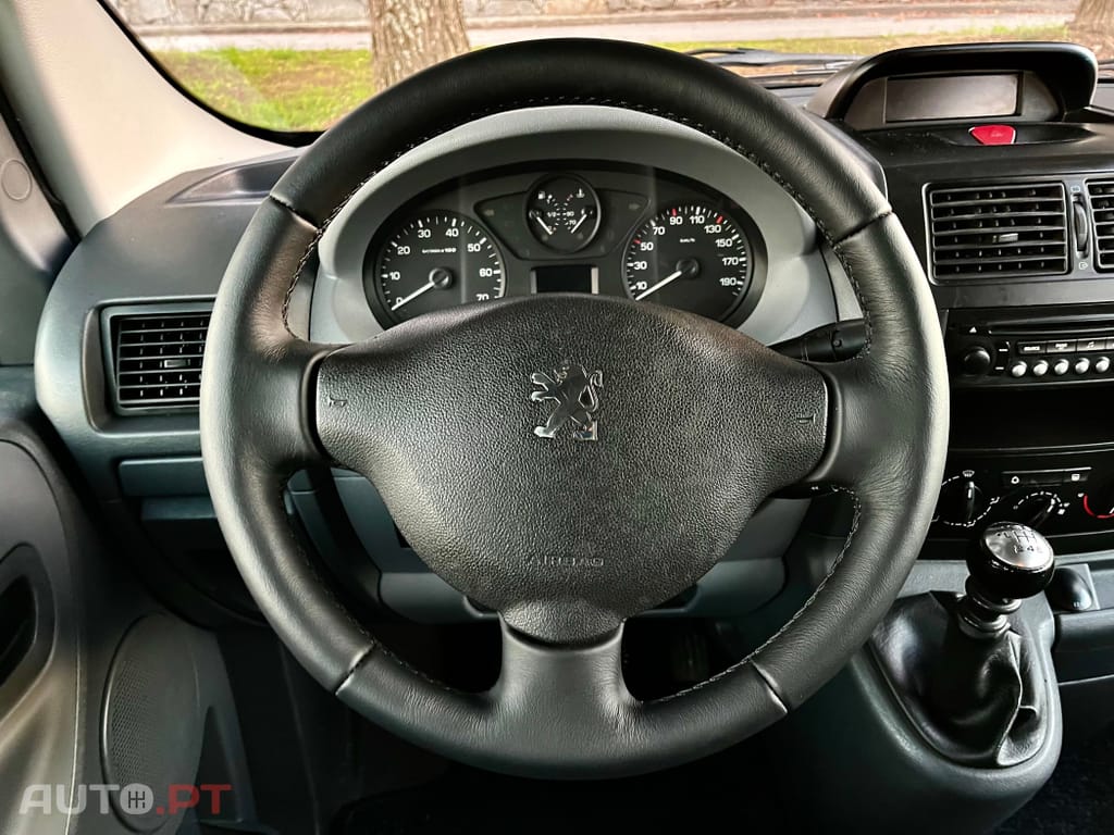 Peugeot Expert 2.0 HDi 229 L2H2