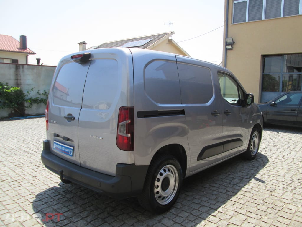Peugeot Partner 1.6 HDI CARPLAY 100CV