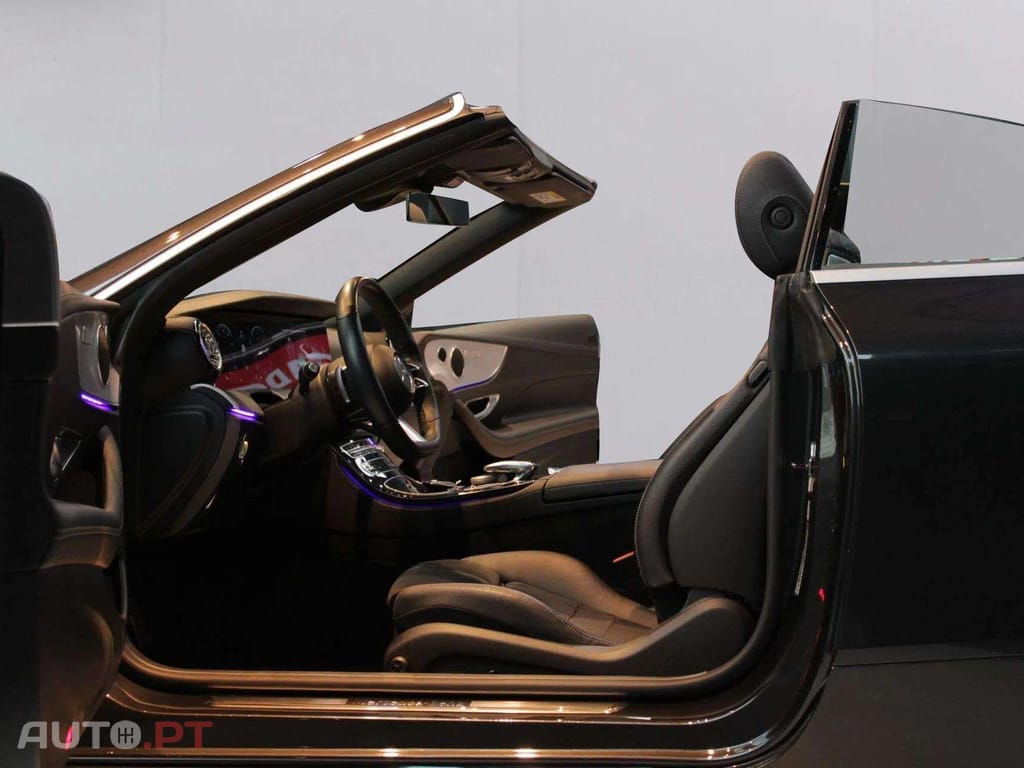 Mercedes-Benz E 220 AMG LINE