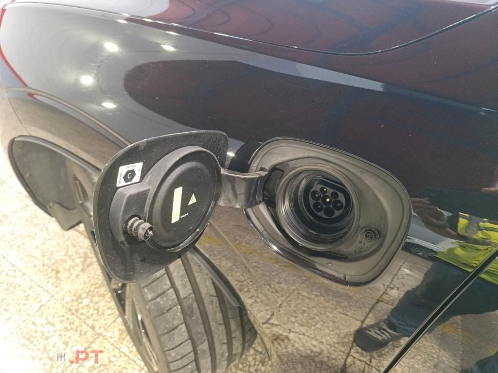 Volvo XC60 2.0 T6 PHEV Black Edition AWD