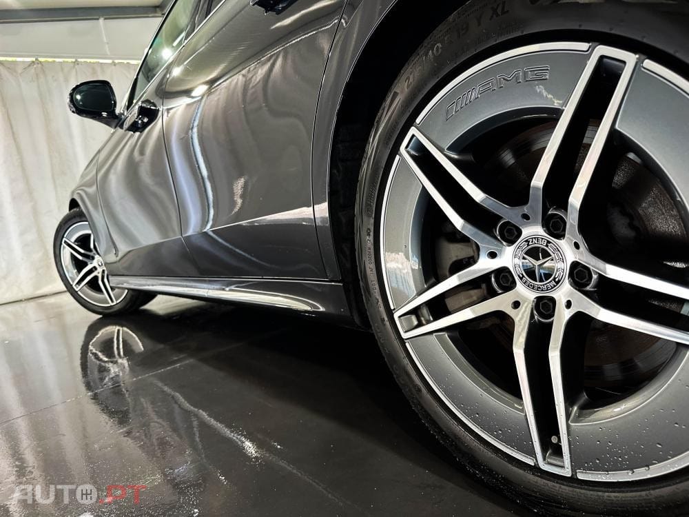 Mercedes-Benz E 300 AMG Line 4MATIC
