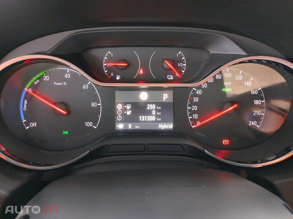 Opel Grandland (X) 1.6 T PHEV Design & Tech