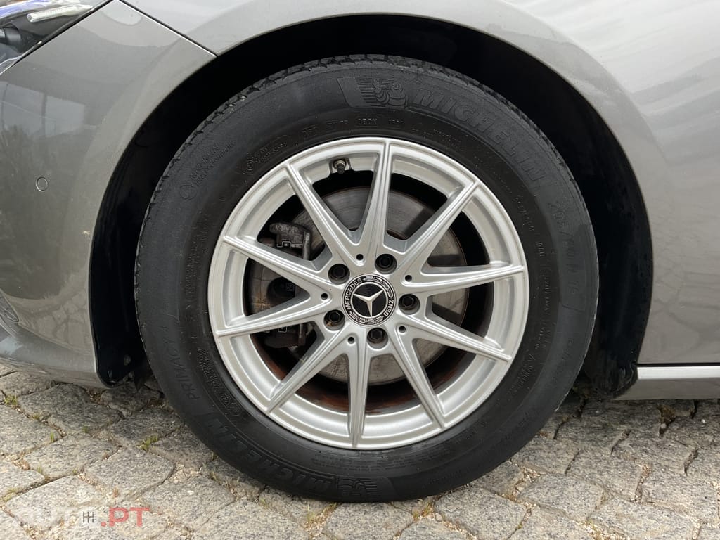 Mercedes-Benz CLA 180 d Shooting Brake Business Solutions Aut.