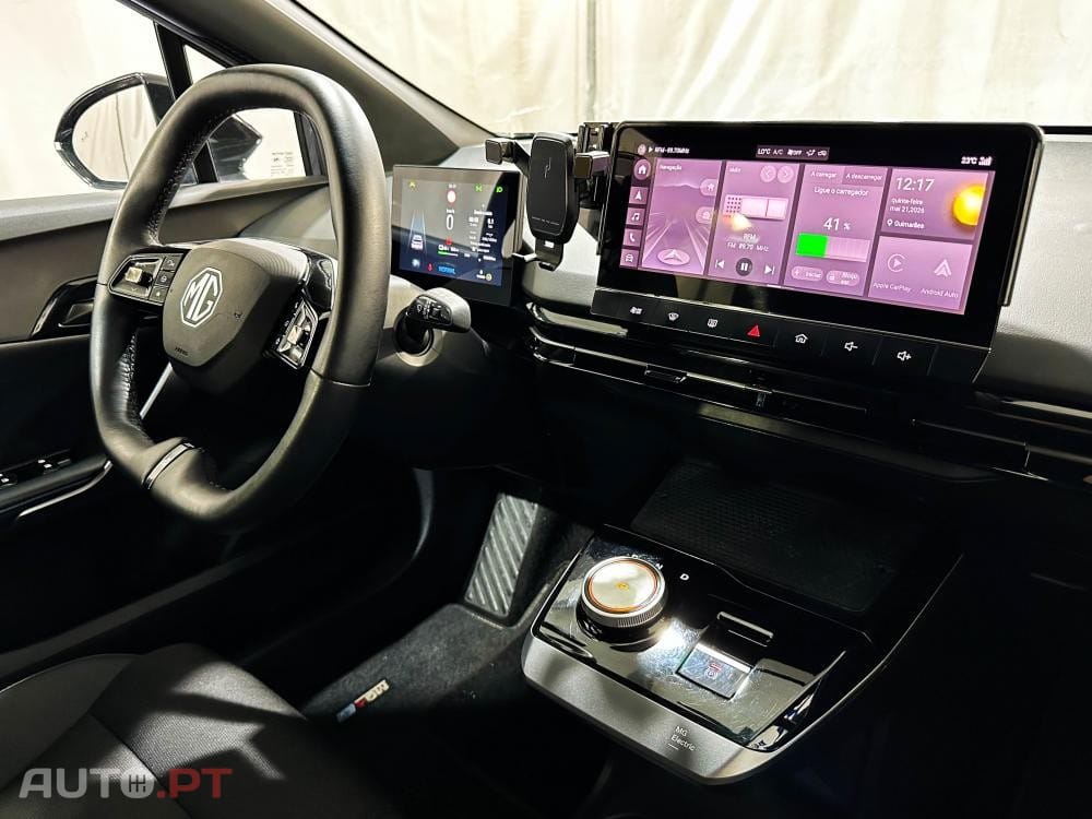MG MG4 64 kWh Luxury