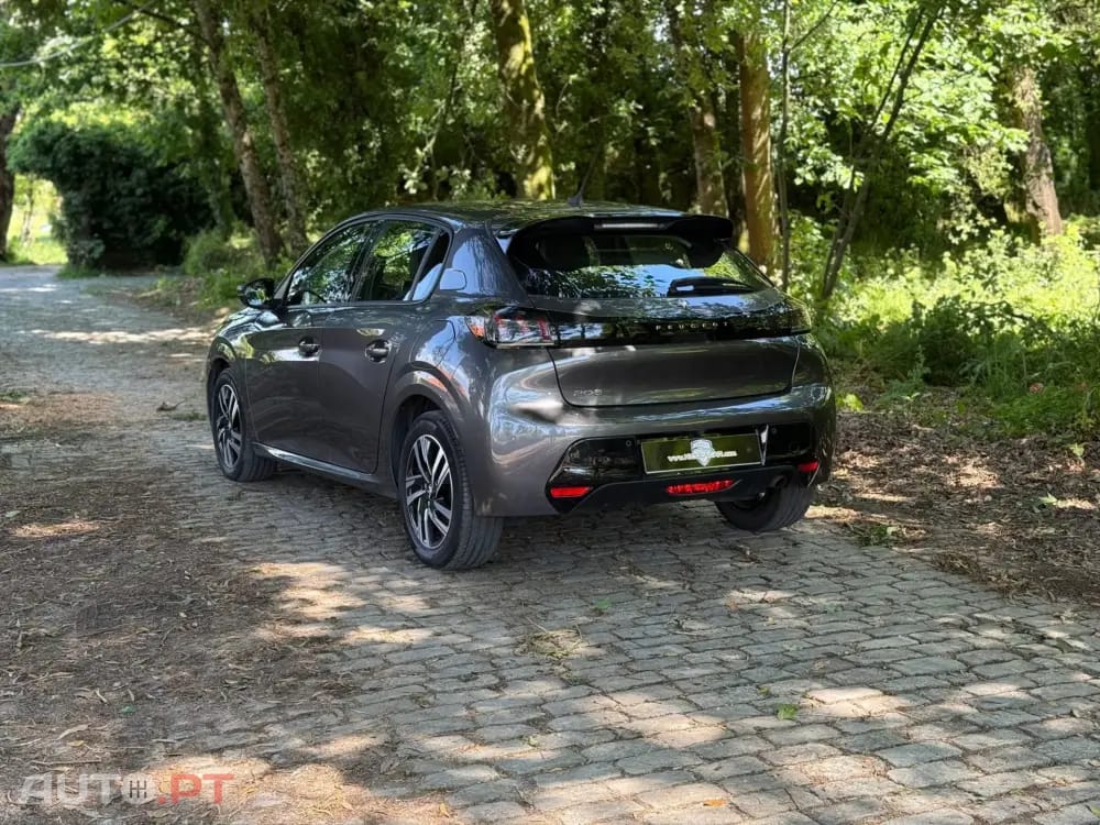 Peugeot 208 1.2 PureTech Allure Pack EAT8