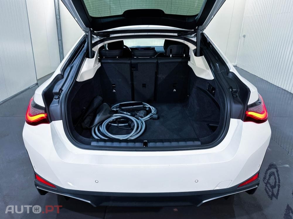 BMW i4 eDrive40 Pack Desportivo M