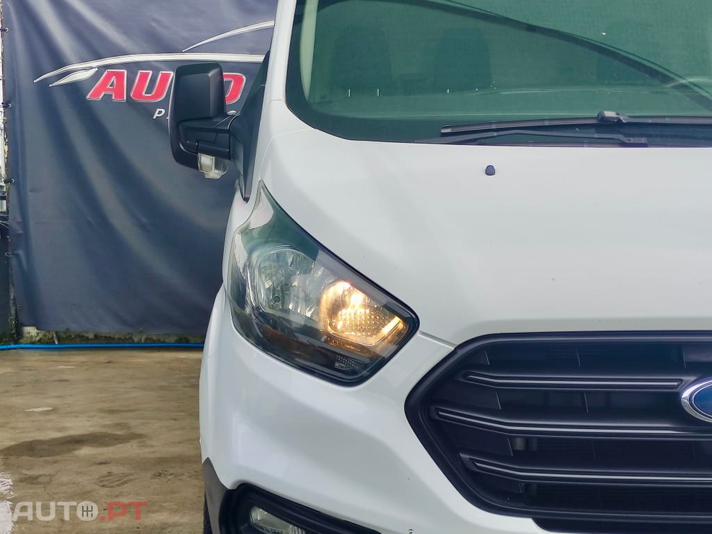 Ford Transit Custom 250L1 2.0 TDCi H1-Tecto Baixo Ambiente
