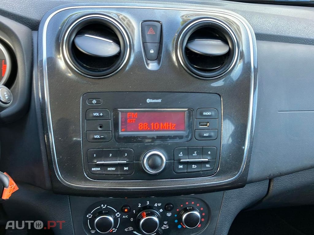 Dacia Sandero 1.0 SCe Pack