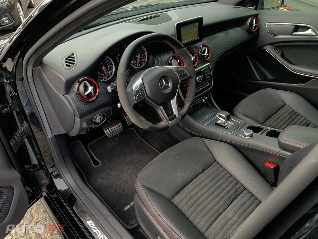Mercedes-Benz A 45 AMG 4-Matic