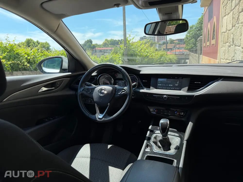 Opel Insignia 1.6 CDTi Dynamic