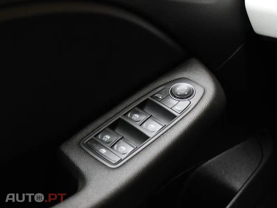 Renault Clio 1.0 TCe Evolution Bi-Fuel