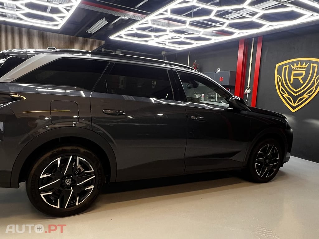 Peugeot 5008 Hybrid 145 e-DSC6 Allure