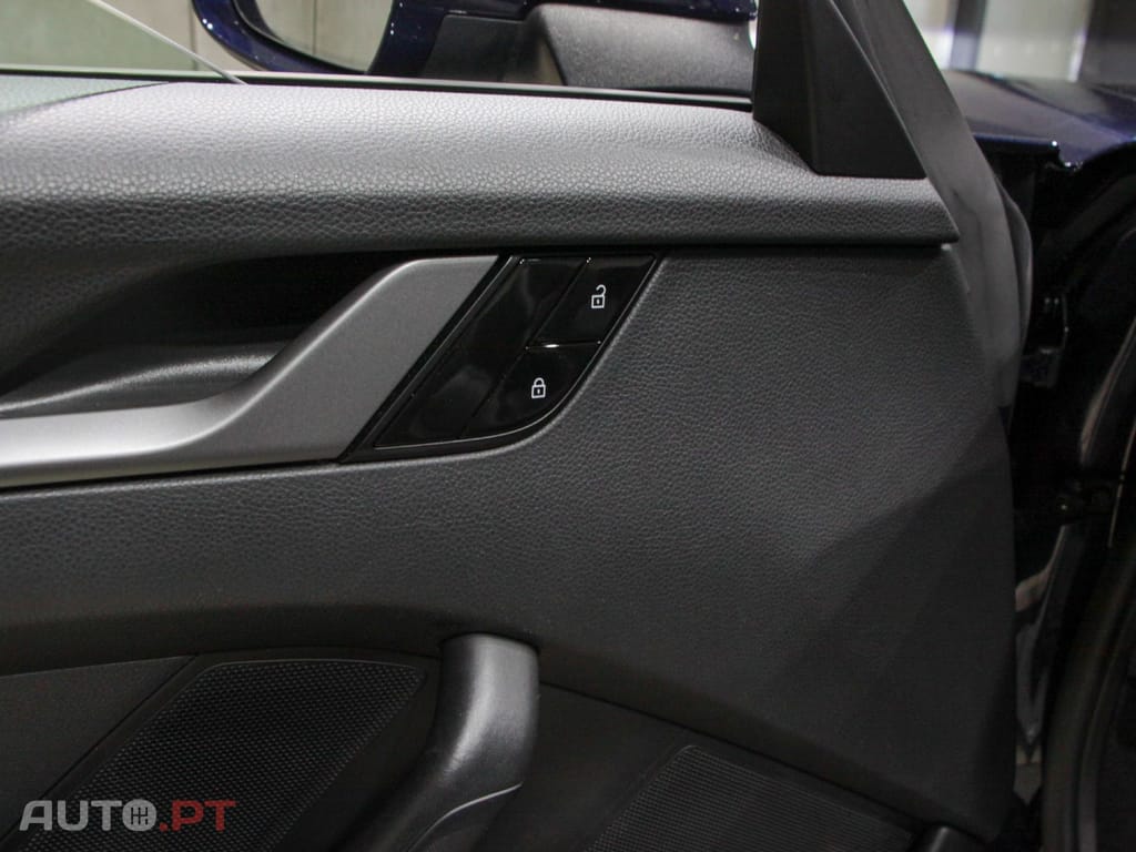 Porsche 992 Carrera Cabriolet PDK