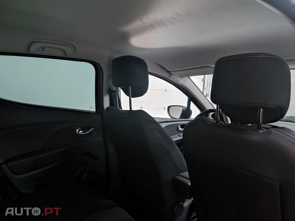 Renault Clio Limited