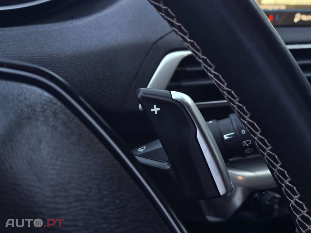 Peugeot 3008 BlueHDi 130 Stop & Start EAT8 Active Business-Pack