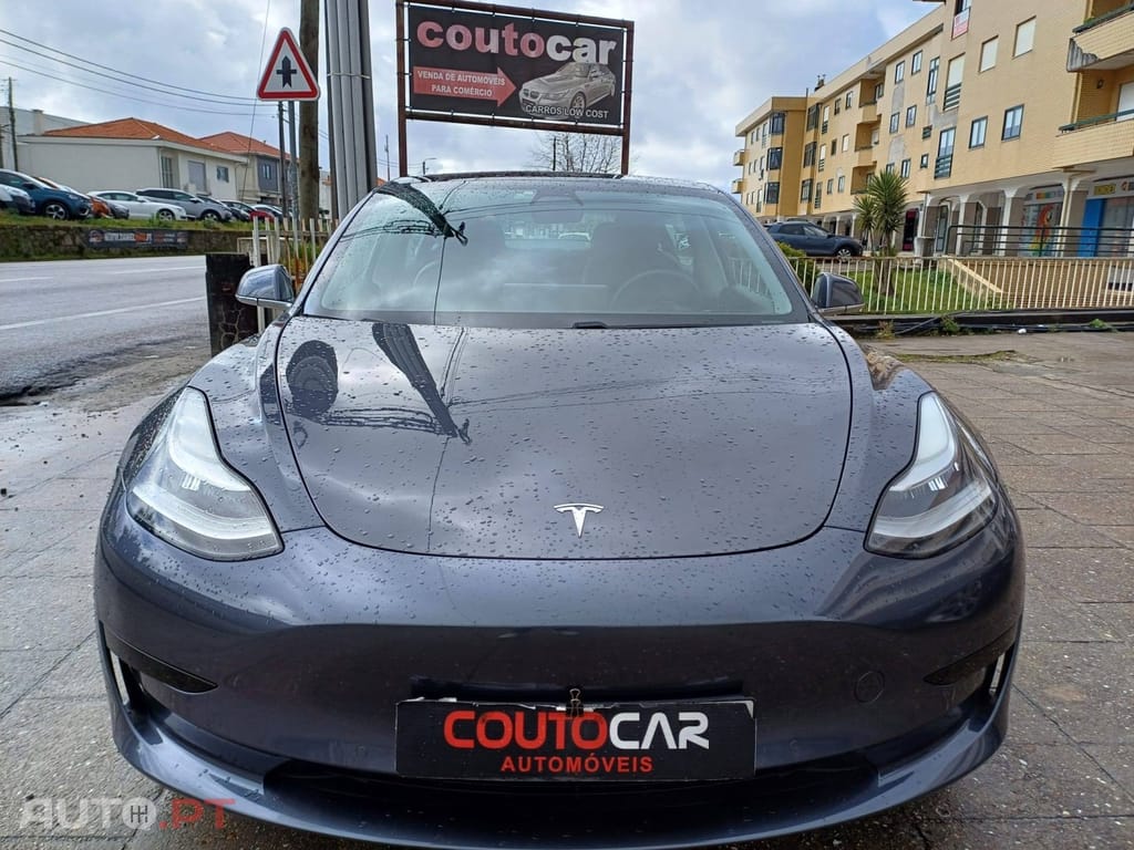 Tesla Model 3 Long Range Tração Traseira