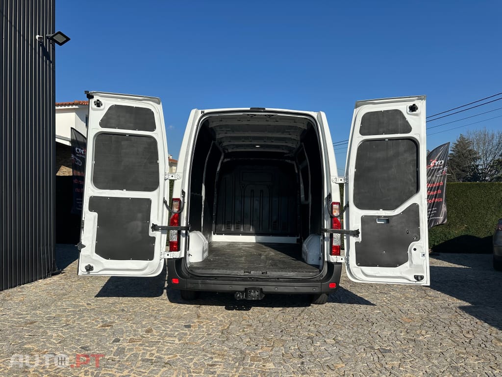 Renault Master 2.3 dCi L2H2 3.5T