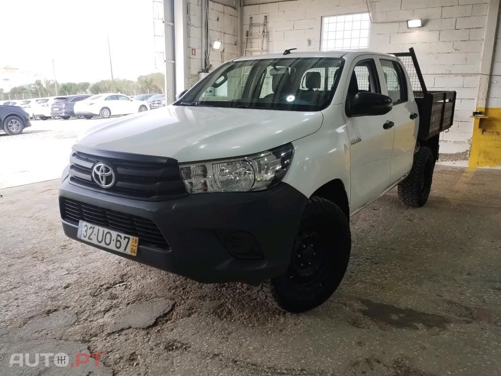 Toyota Hilux 2.4 D-4D 4WD CD CH