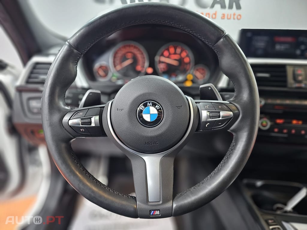 BMW 330 e iPerfomance Pack M