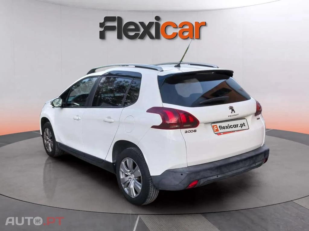 Peugeot 2008 1.2 PureTech Style