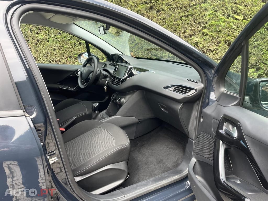 Peugeot 208 1.2 PureTech Active