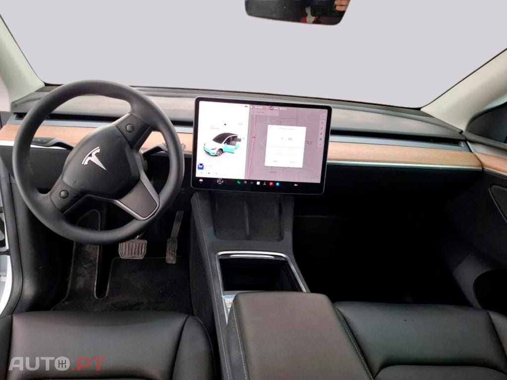 Tesla Model Y RWD