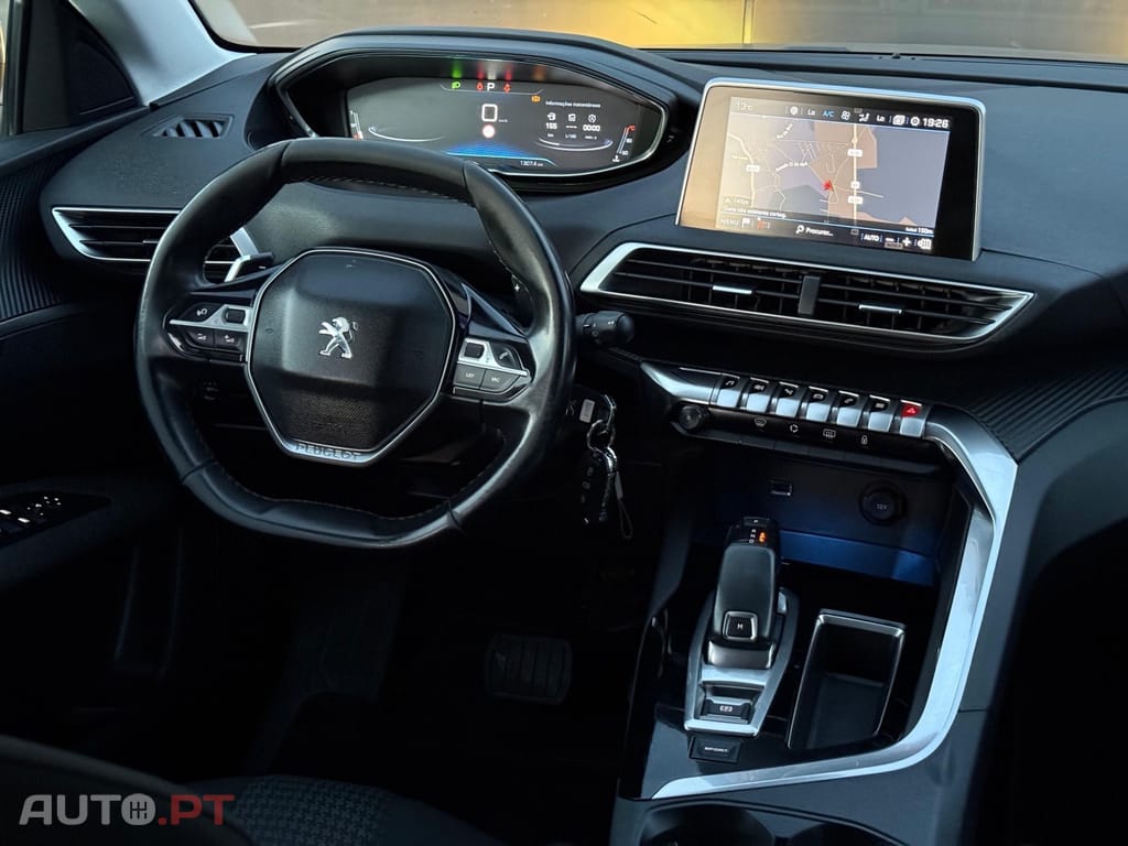 Peugeot 3008 1.6 BlueHDi Allure EAT6