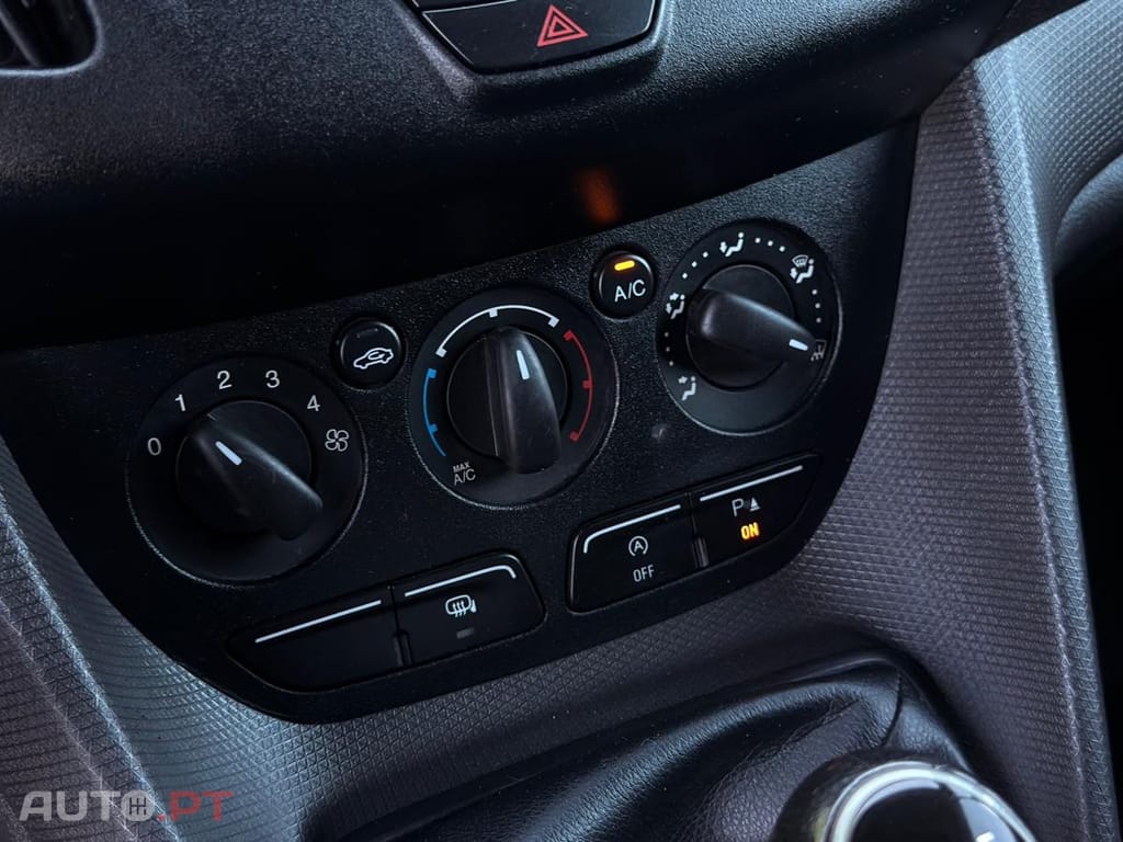 Ford Transit Connect L 2  LONGA 120 CV