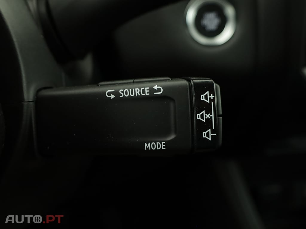 Renault Captur Captur 1.0 TCe Techno — fotografia 17
