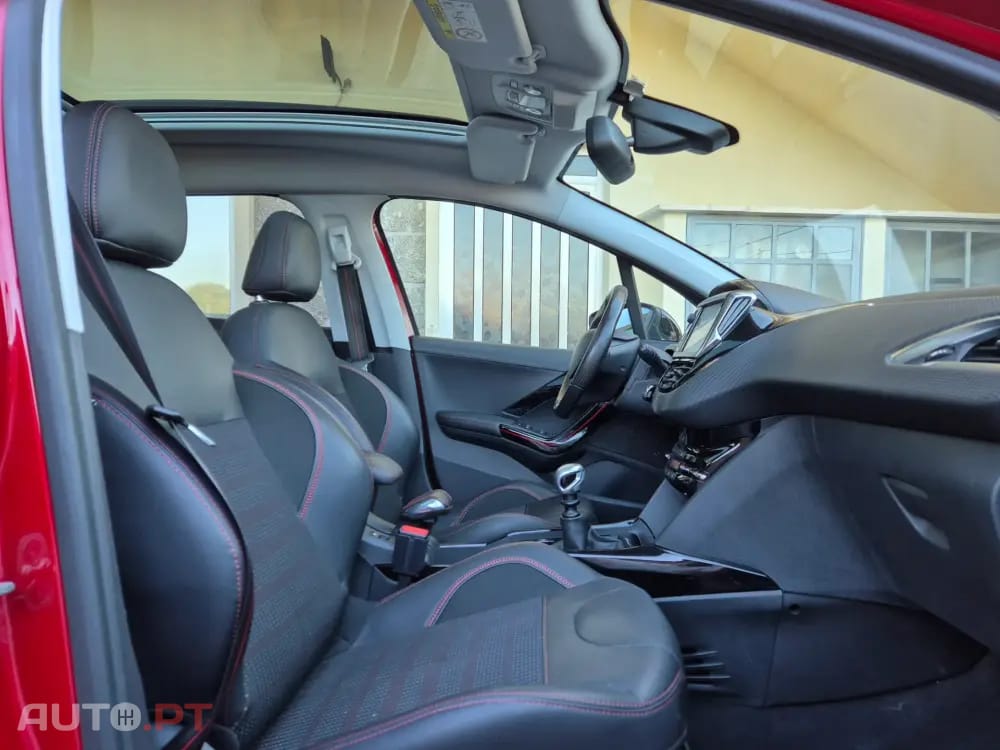 Peugeot 2008 1.6 BlueHDi GT Line