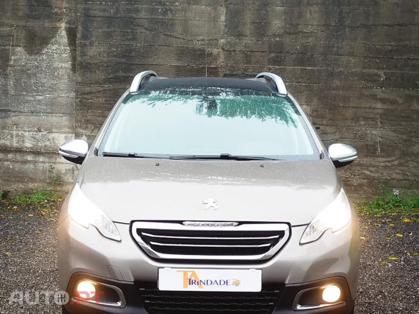 Peugeot 2008 1.2 PureTech Allure EAT6