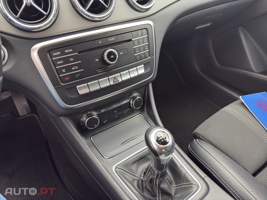 Mercedes-Benz CLA 180 d Urban