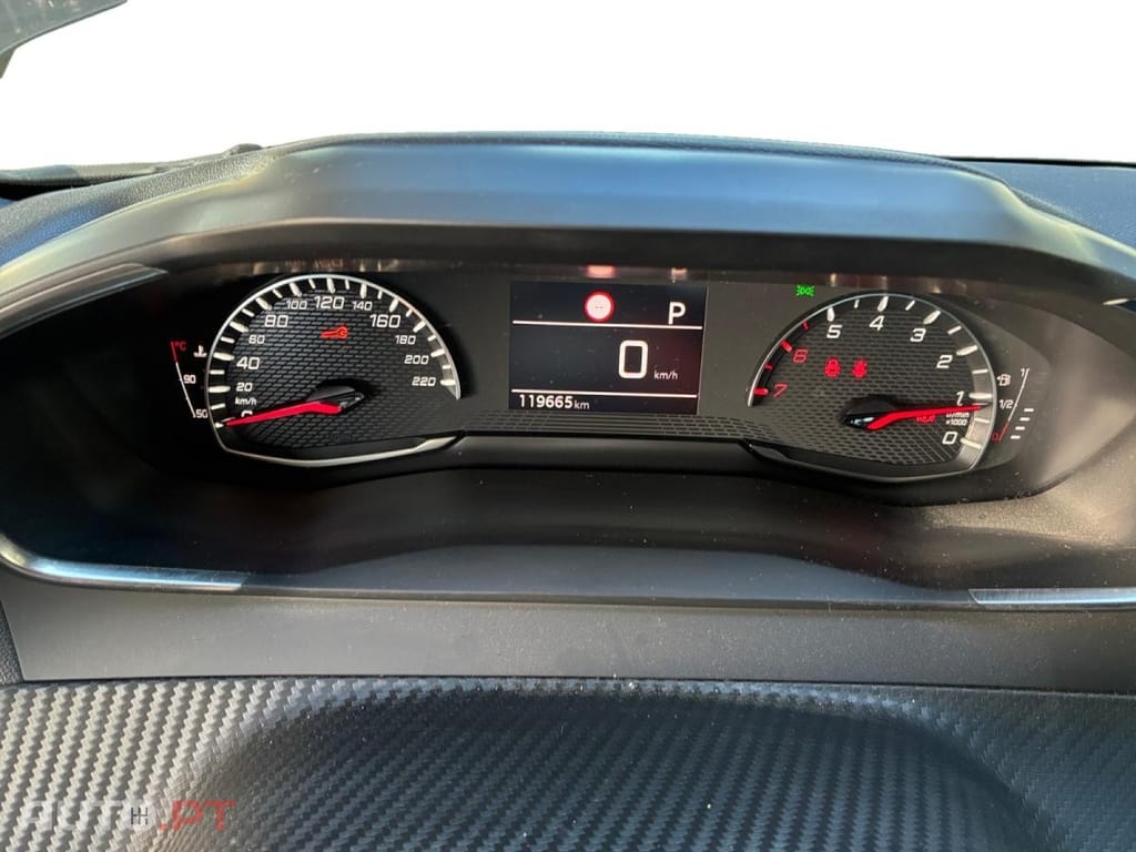 Peugeot 2008 1.2 PureTech Allure Pack EAT8