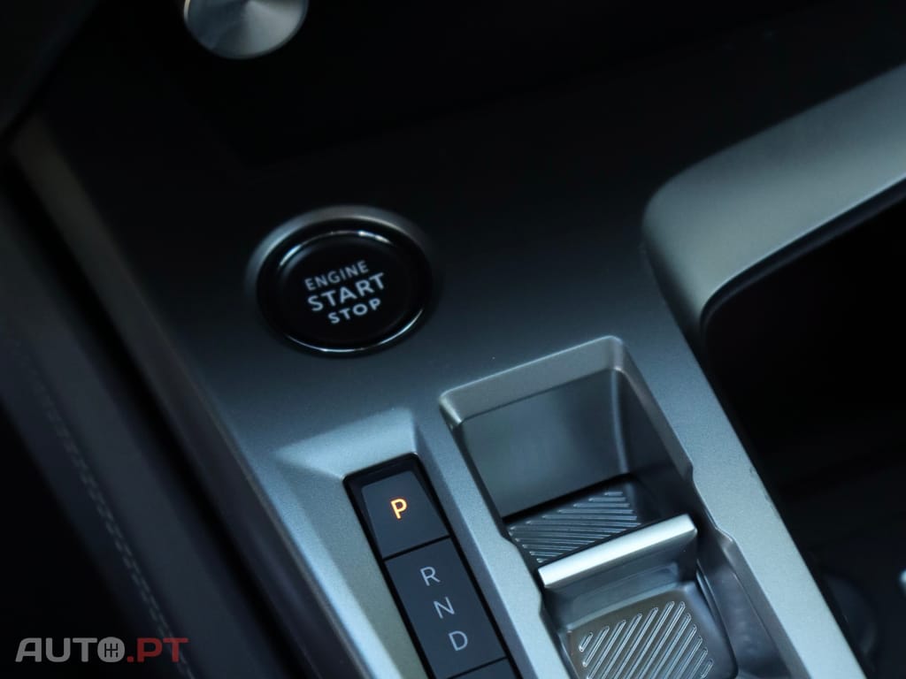 Peugeot 308 1.2 PureTech Allure EAT8