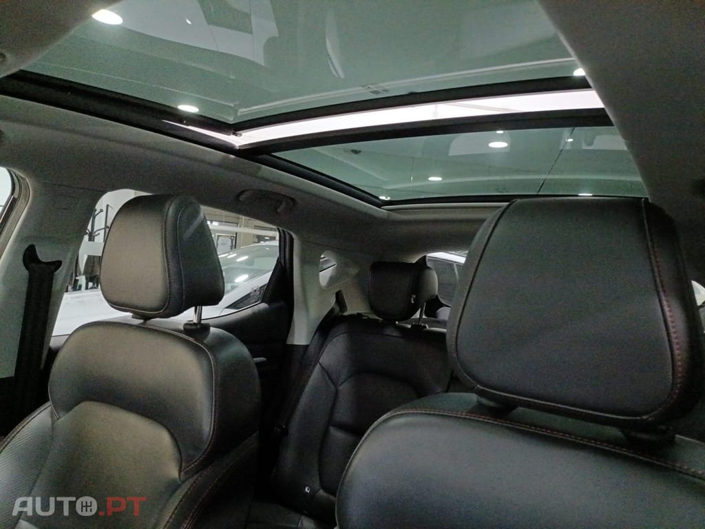 MG ZS EV 72.6 kWh Luxury