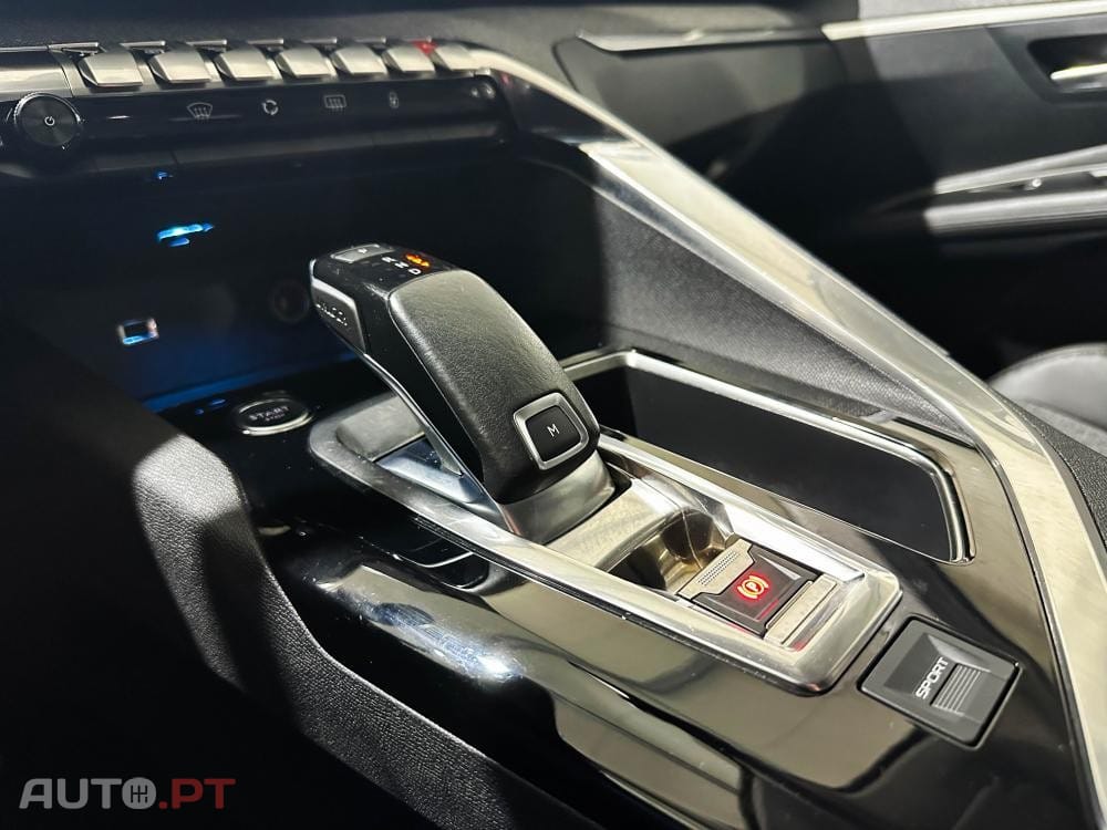 Peugeot 3008 1.6 BlueHDi Crossway EAT6