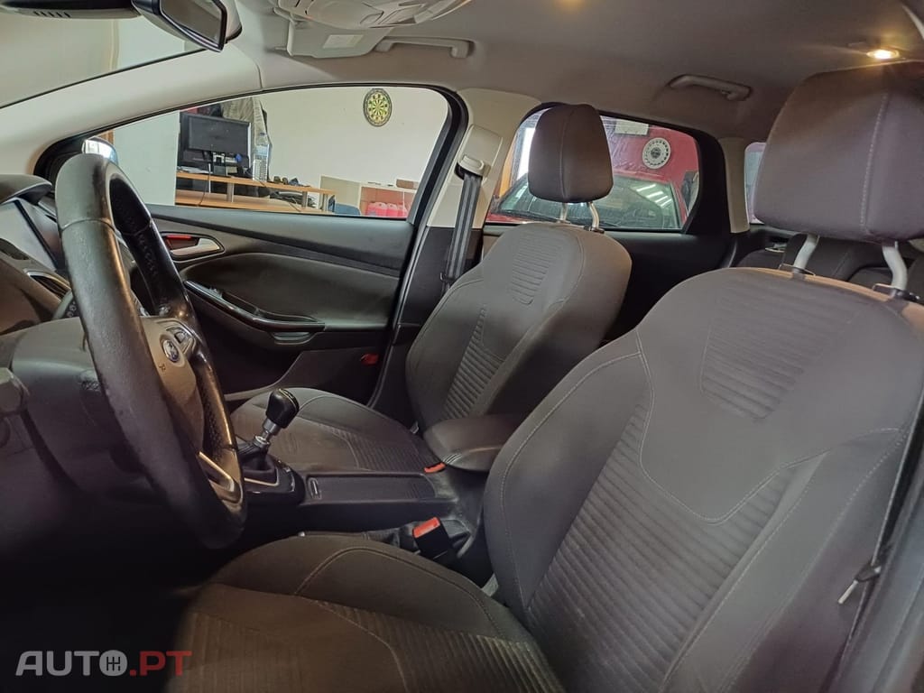 Ford Focus SW 1.5 TDCi EcoBlue Titanium