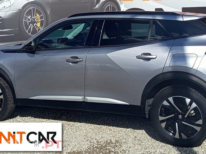 Peugeot 2008 Puretech Allure