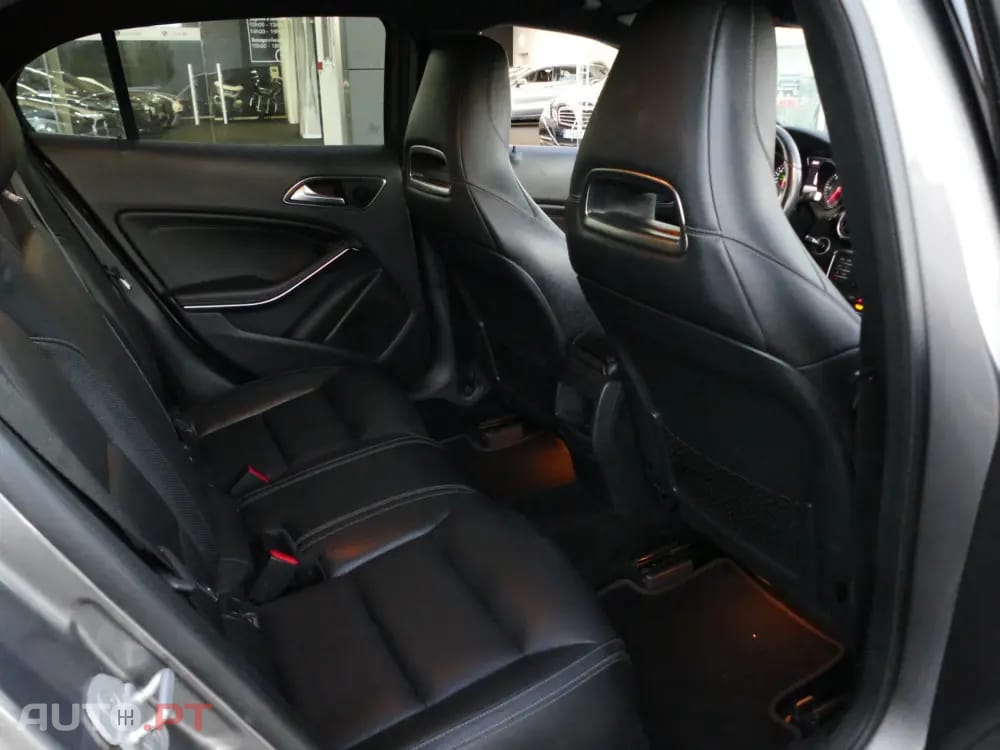 Mercedes-Benz GLA 220 d Urban