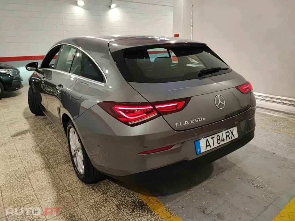 Mercedes-Benz CLA 250 e Shooting Brake Style Plus