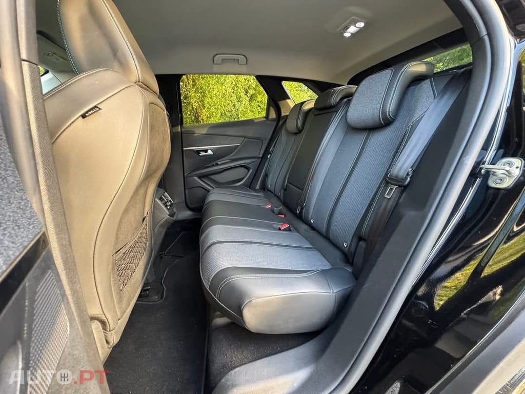 Peugeot 3008 1.5 BlueHDi Allure