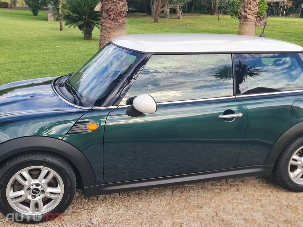 MINI Cooper Outro