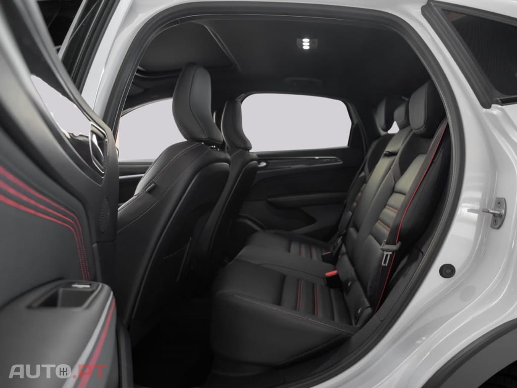 Renault Arkana R.S Line E-TECH I.V.A DEDUTIVEL