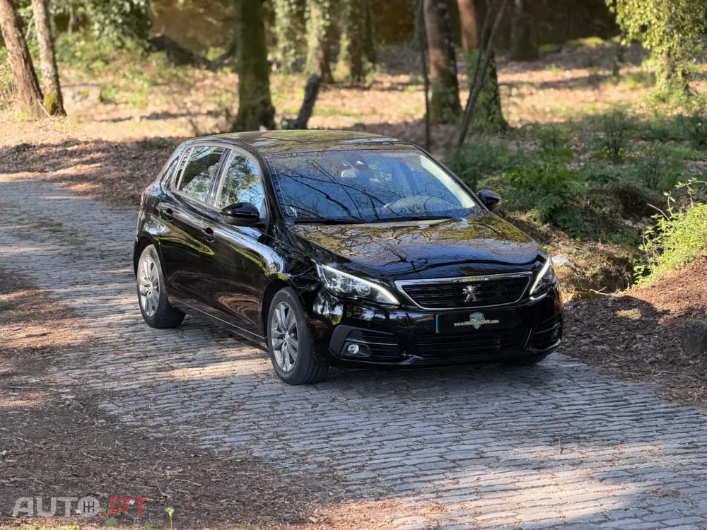 Peugeot 308 1.2 PureTech Allure EAT8