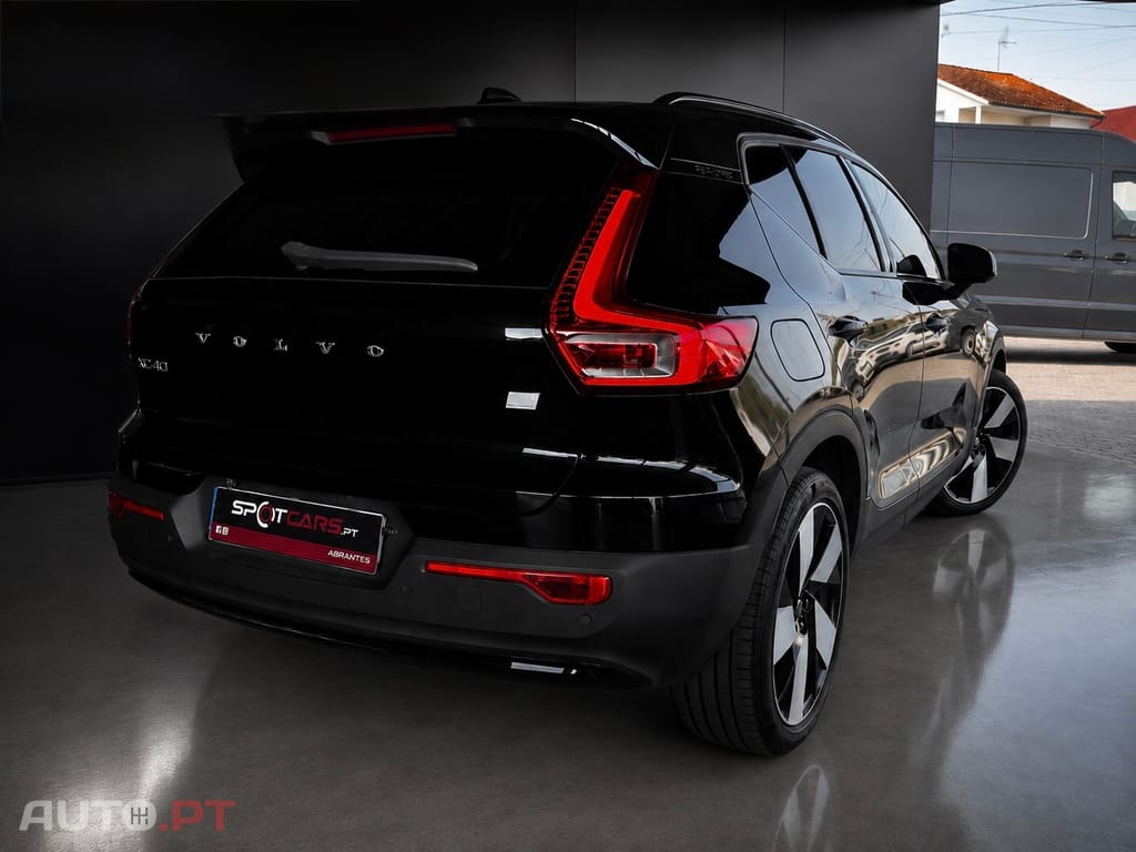 Volvo XC40 1.5 T5 PHEV Plus Dark