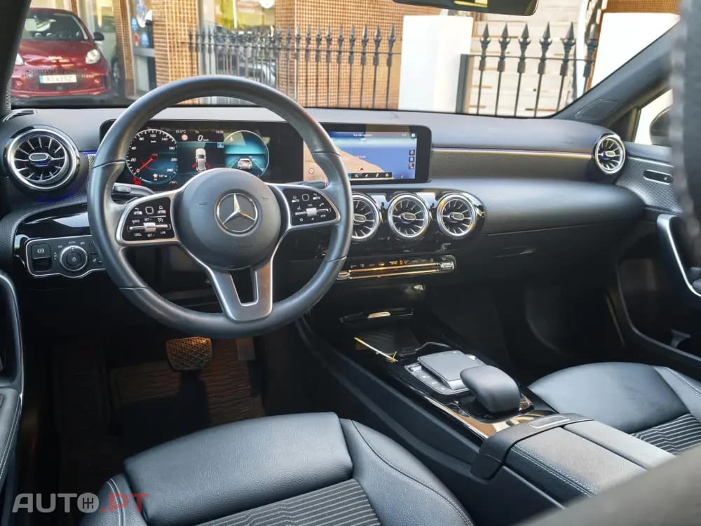 Mercedes-Benz A 250 e 8G-DCT Progressive Advanced